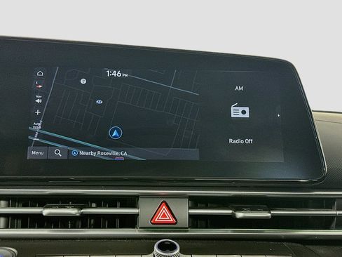 Used 2025 Hyundai Elantra Limited FWD image 22