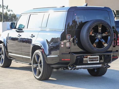 New 2025 Land Rover Defender 130 V8 image 7