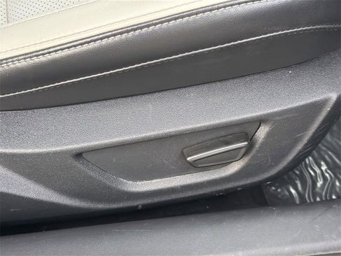 Used 2024 Ford Mustang Premium image 27