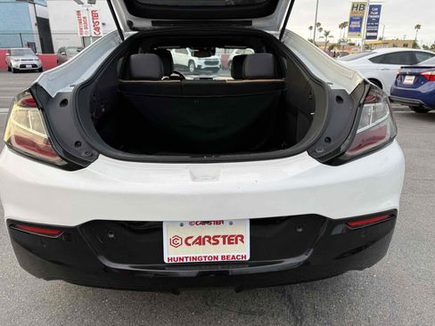 Used 2017 Chevrolet Volt Premier w/ Driver Confidence II Package FWD image 59