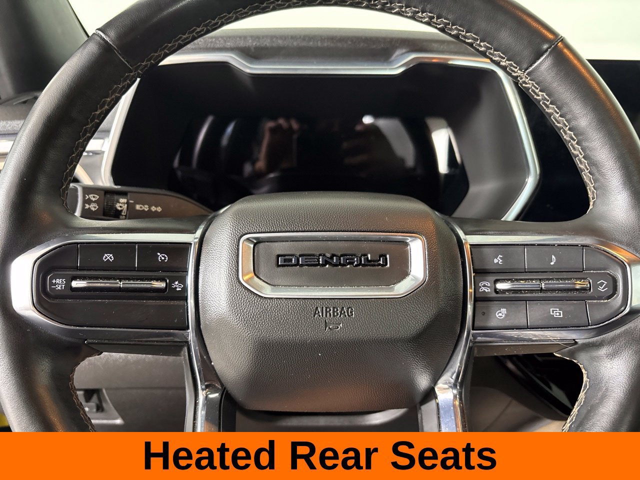 Used 2023 GMC Canyon Denali AWD/4WD image 16