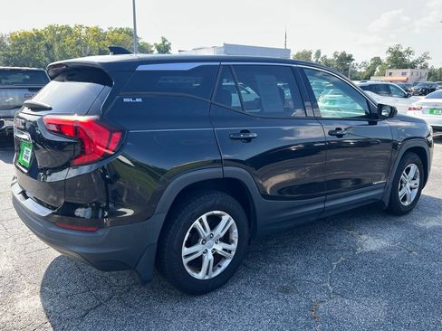 Used 2018 GMC Terrain SLE FWD image 3