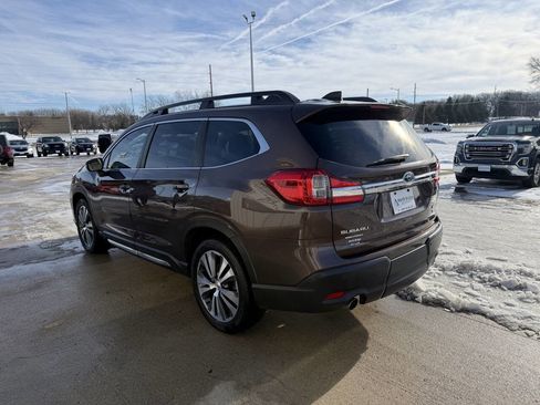 Used 2019 Subaru Ascent Limited image 3