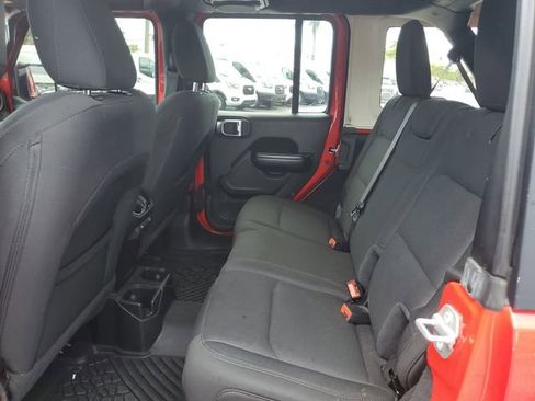 Used 2020 Jeep Wrangler Unlimited Sport S AWD/4WD image 14