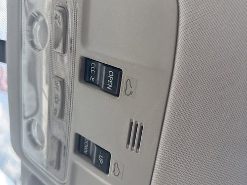 Used 2014 Toyota RAV4 XLE FWD image 26