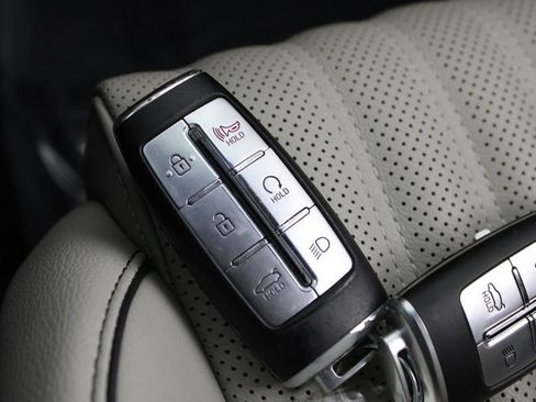 Used 2023 Genesis G70 2.0T w/ Sport Prestige Package image 28