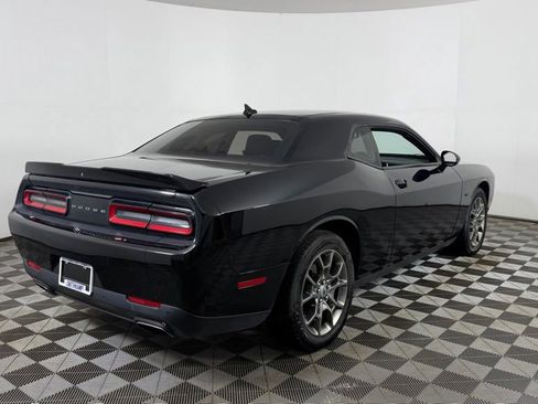 Used 2017 Dodge Challenger GT w/ Driver Convenience Group AWD/4WD image 9