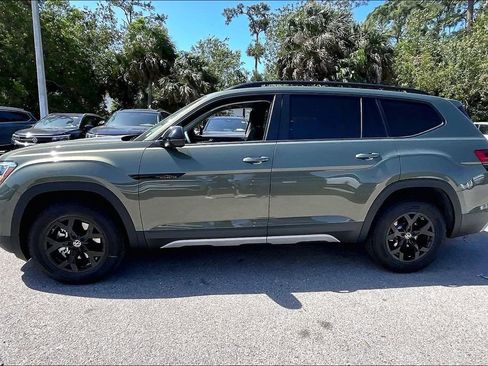New 2026 Volkswagen Atlas Peak Edition AWD/4WD image 8
