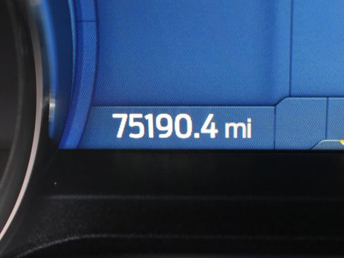 Certified 2022 Ford F150 XLT w/ Equipment Group 302A High image 36