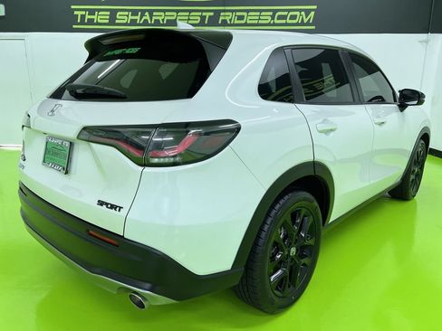 Used 2023 Honda HR-V Sport image 10