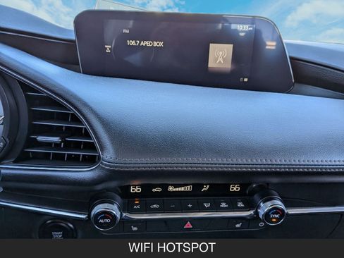 Used 2024 MAZDA MAZDA3 s image 17