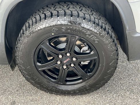 Used 2023 GMC Acadia AT4 w/ Trailering Package image 19