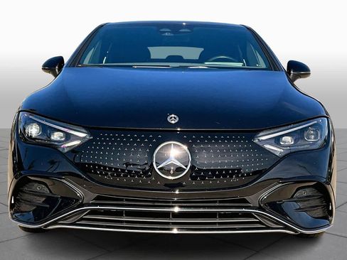 Used 2023 Mercedes-Benz EQE 500 4MATIC Sedan image 4