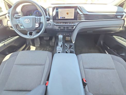 Used 2025 Toyota Camry LE FWD image 12