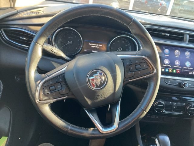 Used 2021 Buick Encore GX Essence w/ Experience Buick Package FWD image 3