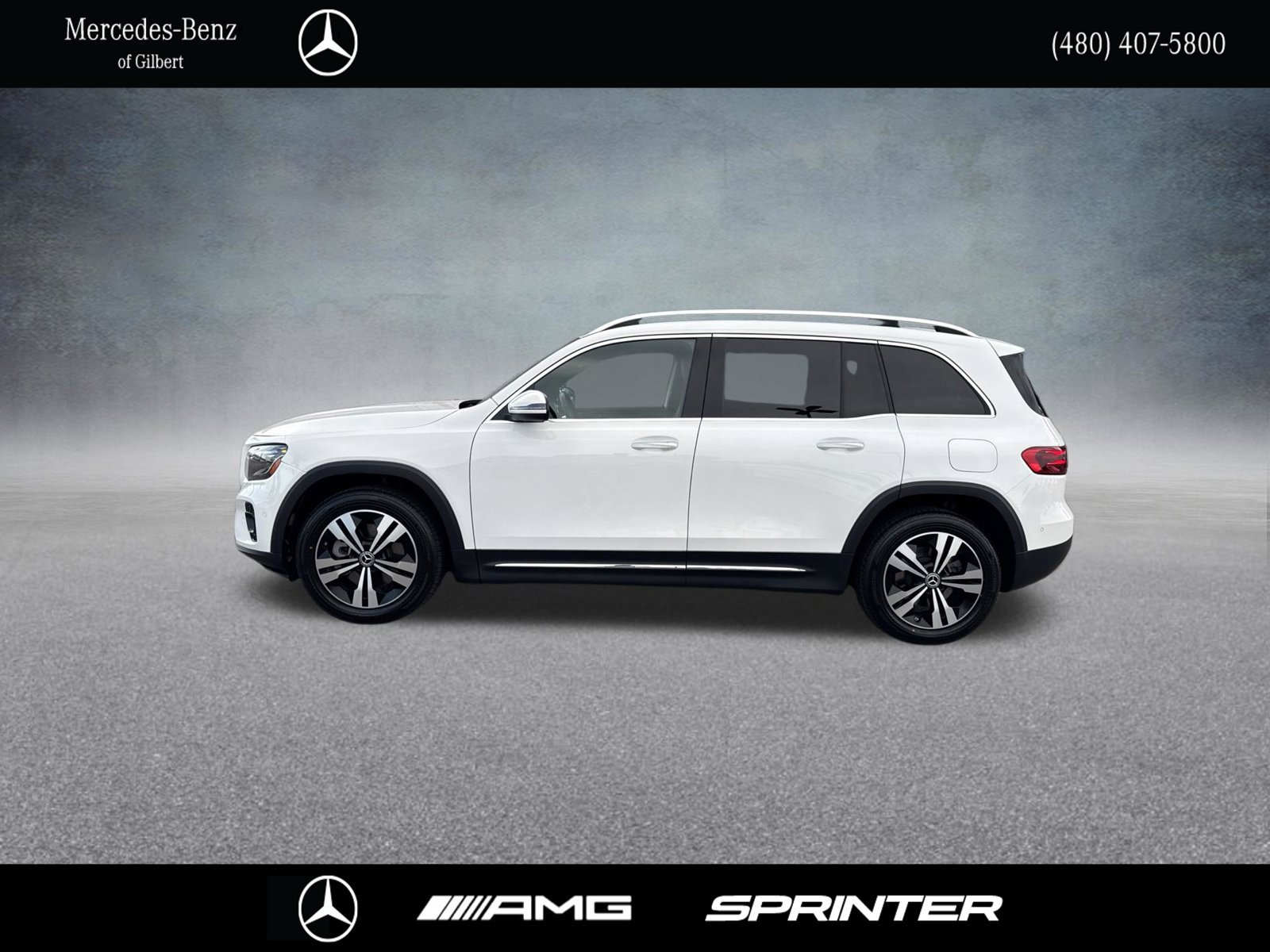 Used 2024 Mercedes-Benz GLB 250 image 3