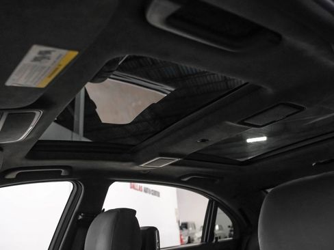 Used 2011 Mercedes-Benz S 63 AMG image 18