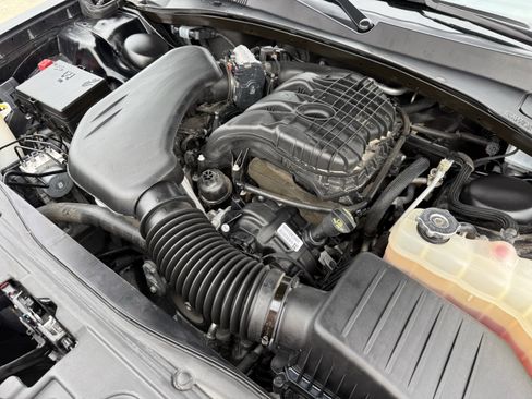 Used 2023 Chrysler 300 Touring L w/ Comfort Group image 32