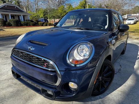 Used 2015 MINI Cooper S image 1