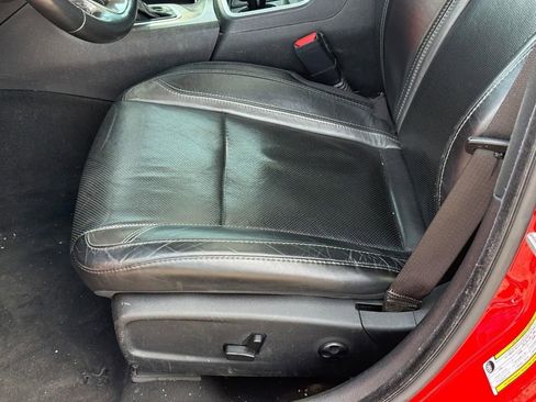 Used 2021 Dodge Charger SXT w/ Leather Interior Group image 17