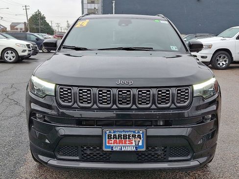 Used 2024 Jeep Compass Limited w/ Driver Assist Group I image 4