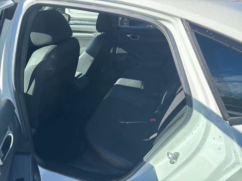 Used 2023 Honda Civic Sport image 34