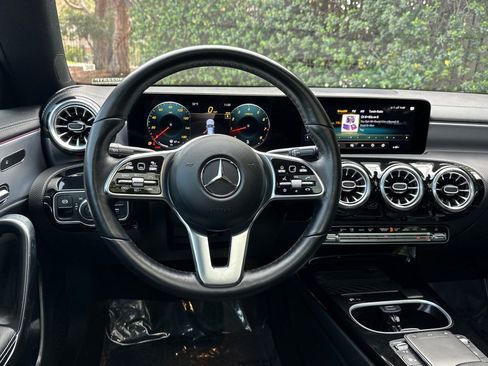 Used 2023 Mercedes-Benz CLA 250 image 13