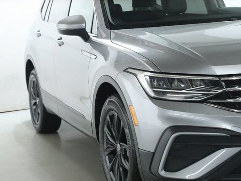 Certified 2024 Volkswagen Tiguan SE AWD/4WD image 8