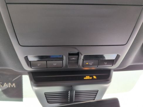 Certified 2025 MAZDA CX-70 Plug-In Hybrid w/ Premium Plus image 36