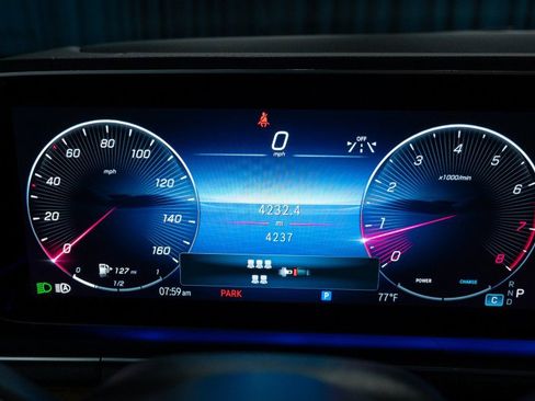 Certified 2025 Mercedes-Benz GLS 450 4MATIC image 31