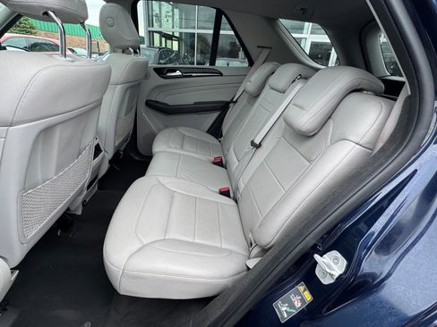 Used 2015 Mercedes-Benz ML 400 4MATIC image 7