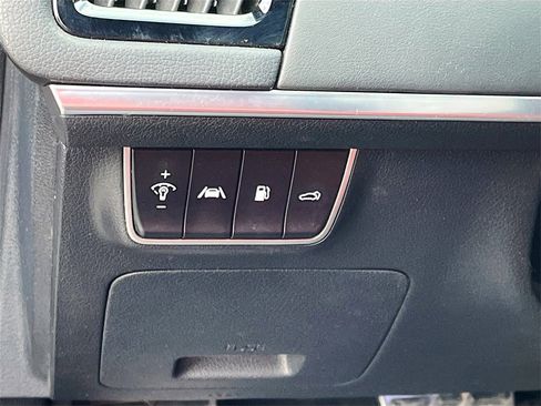 Used 2023 Kia Stinger GT2 w/ Red Interior Color Package image 10