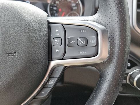New 2026 RAM 1500 Express AWD/4WD image 22