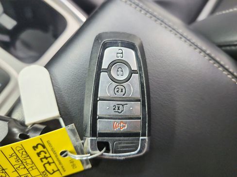 Used 2024 Ford Explorer XLT w/ Equipment Group 202A image 32