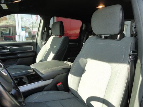 Used 2021 RAM 1500 Big Horn AWD/4WD image 12
