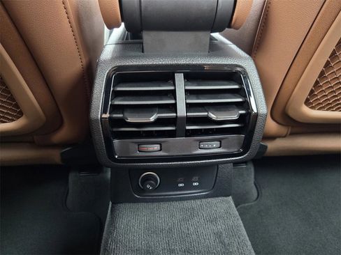 New 2025 Audi Q3 2.0T Premium Plus image 10