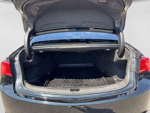 Used 2018 Acura TLX FWD image 19