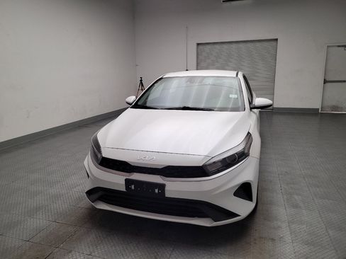 Used 2022 Kia Forte LXS FWD image 15