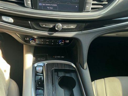 Used 2023 Buick Enclave Avenir w/ Avenir Technology Package AWD/4WD image 13