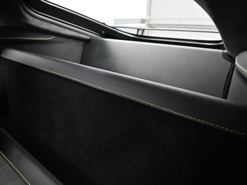 Used 2023 Aston Martin V8 Vantage Coupe RWD image 6