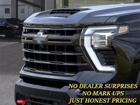New 2026 Chevrolet Silverado 2500 LTZ w/ LTZ Plus Package image 13