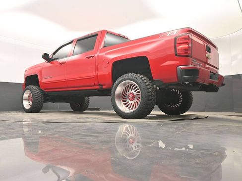 Used 2018 Chevrolet Silverado 1500 LT w/ All Star Edition AWD/4WD image 28