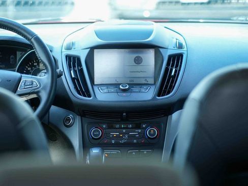 Used 2019 Ford Escape SEL AWD/4WD image 13