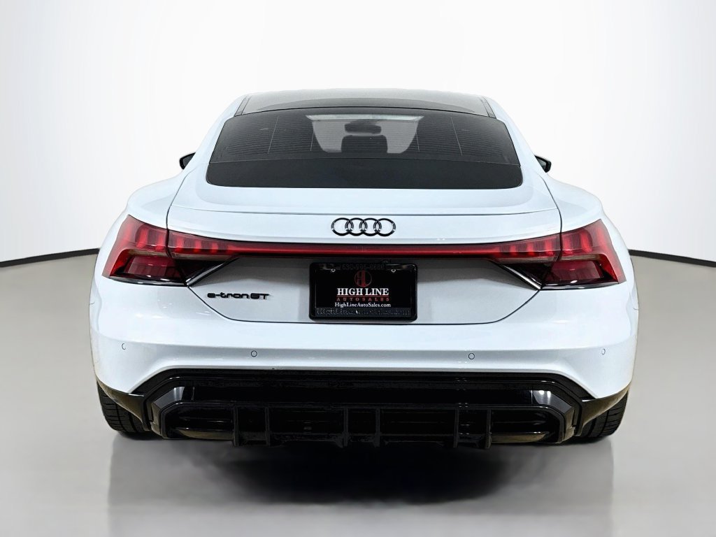 Used 2023 Audi e-tron GT Prestige AWD/4WD image 6