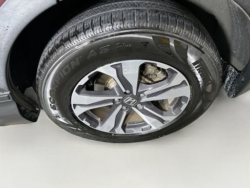 Used 2018 Honda CR-V LX image 11