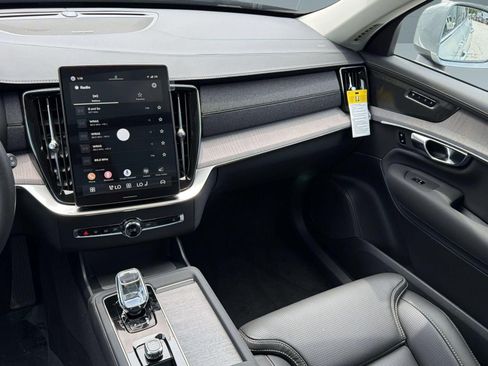 New 2026 Volvo XC90 B6 Ultra w/ Protection Package AWD/4WD image 27