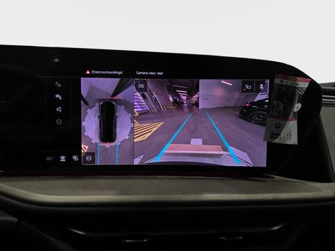 New 2025 Audi Q5 Prestige image 23