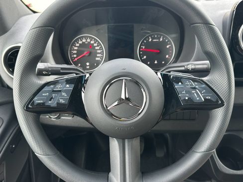 Used 2026 Mercedes-Benz Sprinter 2500 image 22