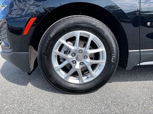 Used 2024 Chevrolet Equinox LS w/ LS Convenience Package FWD image 7