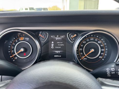 Used 2020 Jeep Wrangler Unlimited Sport S AWD/4WD image 22